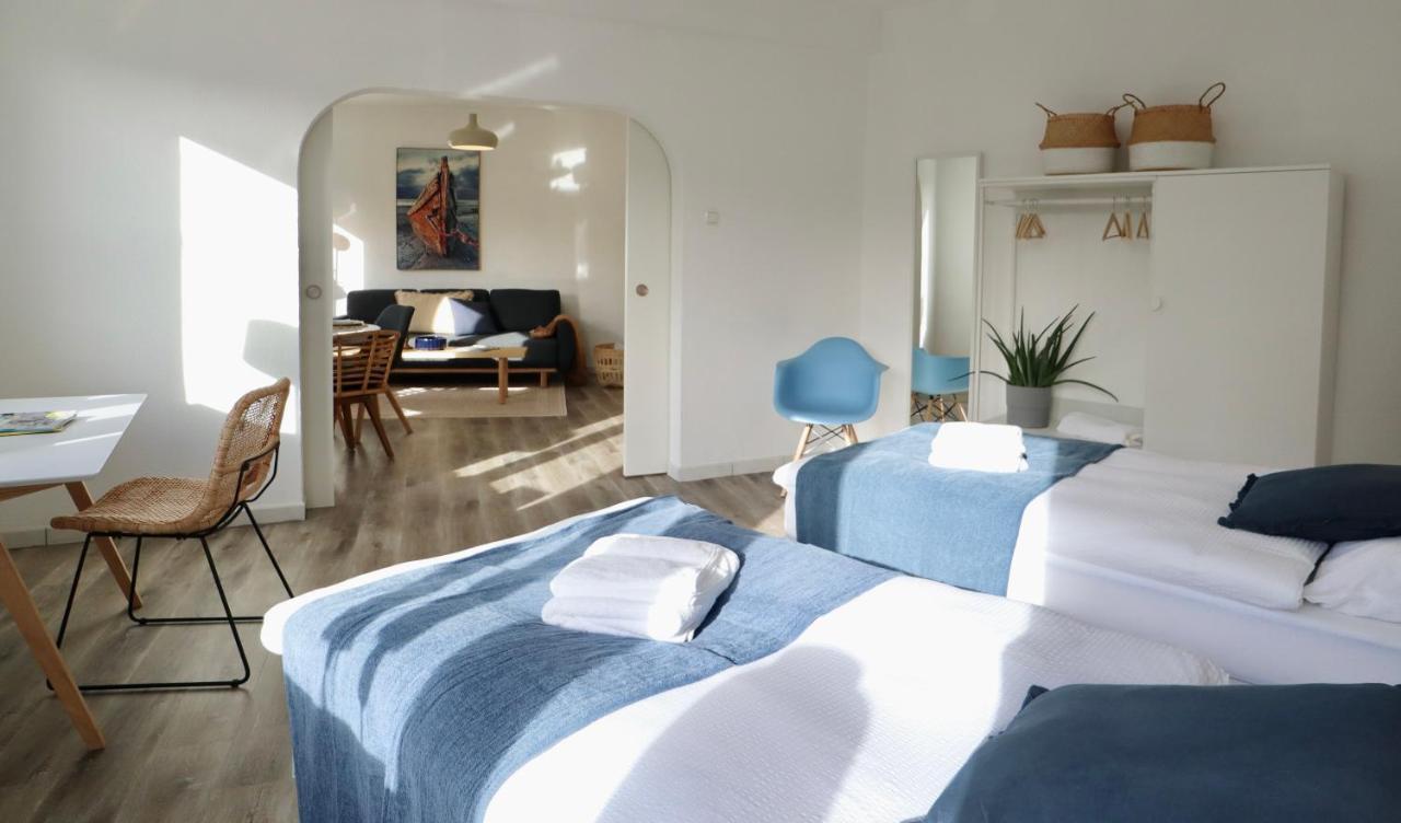 Boho Apartment: Netflix + Balcony + Bathtub Эссен Экстерьер фото